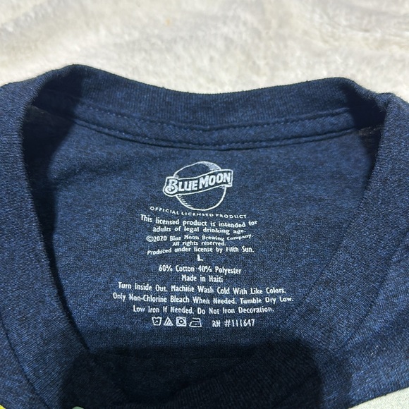 Blue Moon | size large | graphic tee - Picture 4 of 4